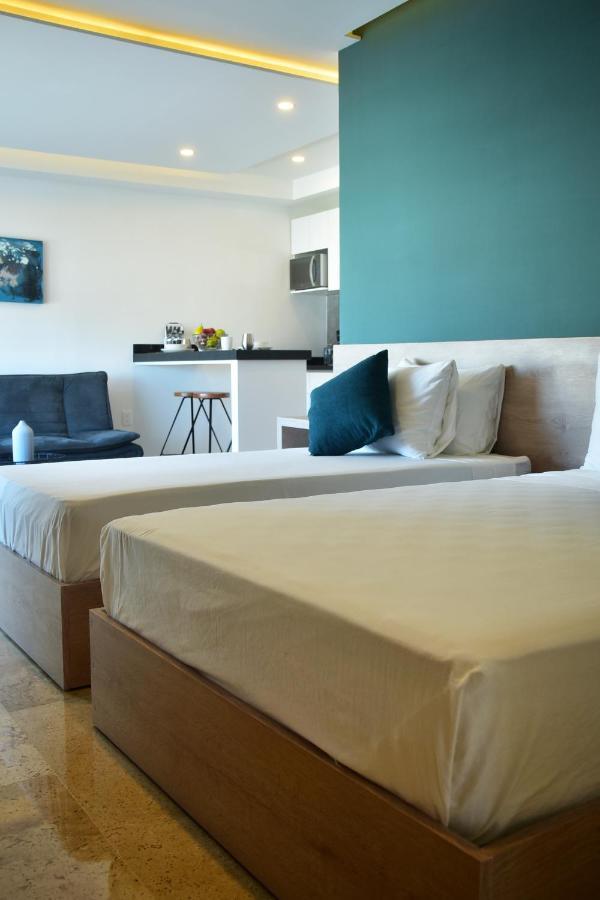 Rentas Vacacionales Torre Diez 신데 델 카르멘 외부 사진