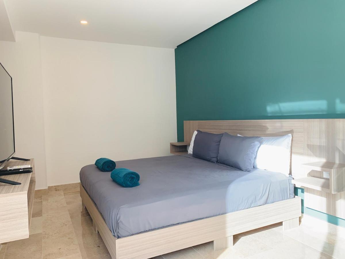 Rentas Vacacionales Torre Diez 신데 델 카르멘 외부 사진